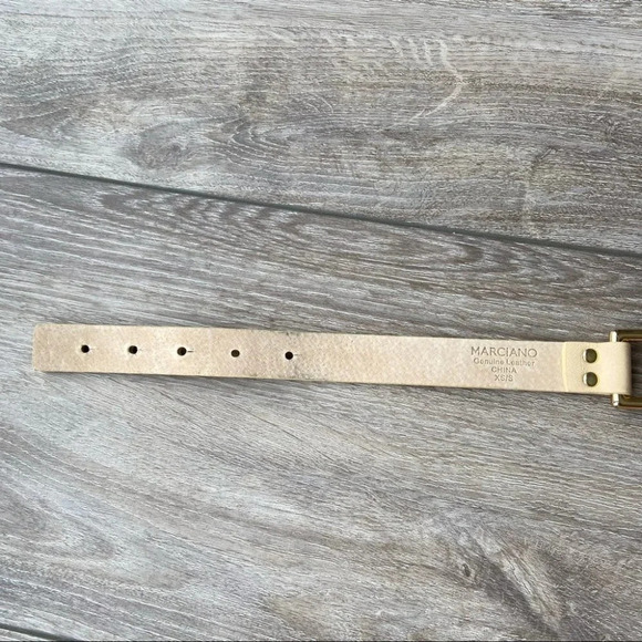 GUESS by Marciano Metal-Plate Leather  Belt - Picture 13 of 16